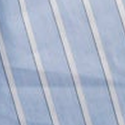 Swatch rayé bleu ciel (macro)