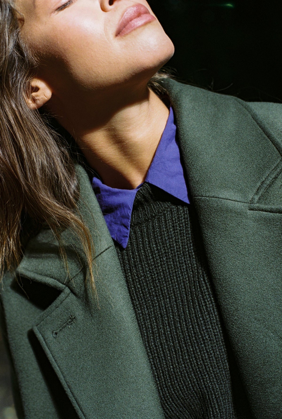 Mardi Editions, The Great Escape, manteau Claire, chemise Jane violet et pull Gaspard