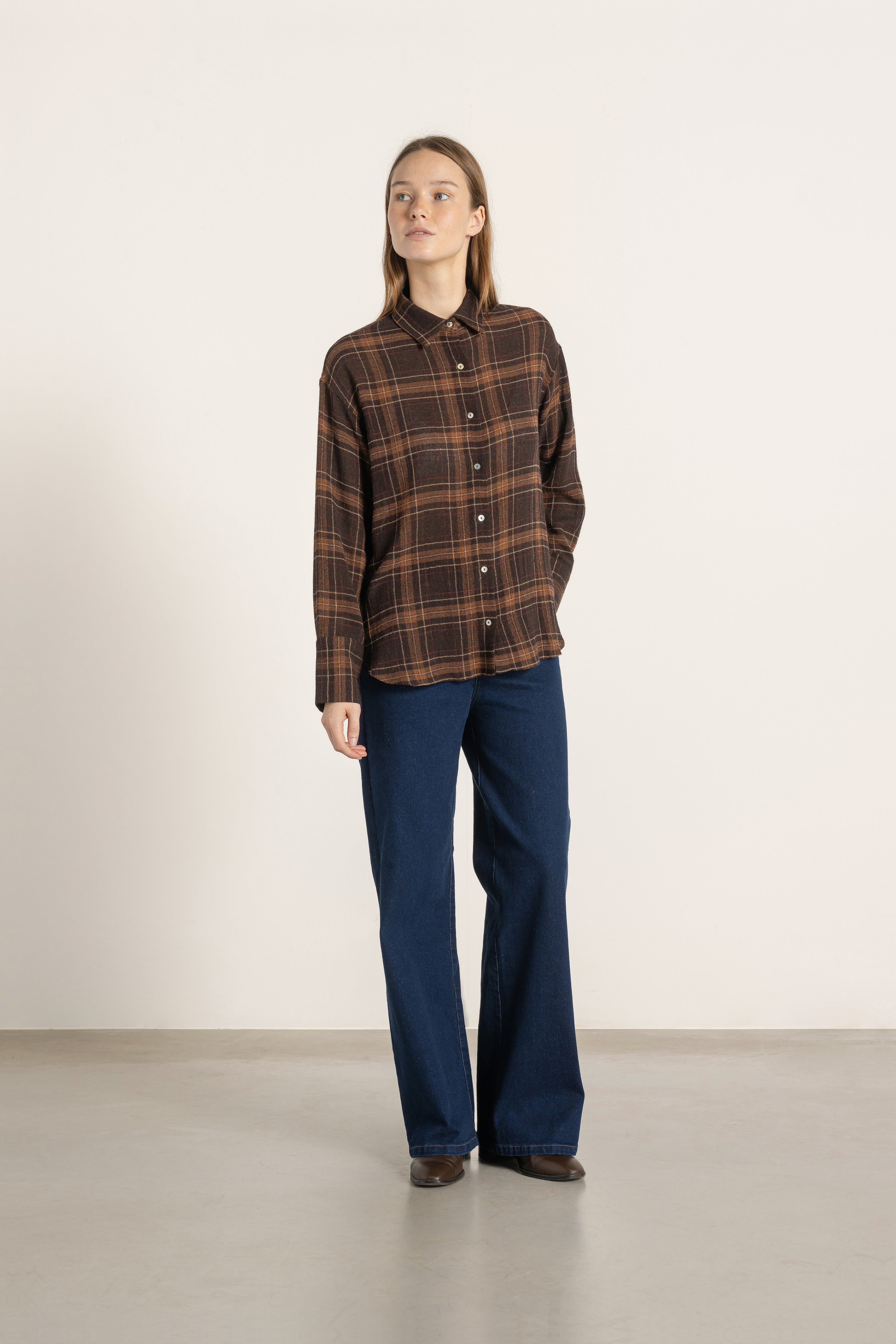 Chemise Victoria en viscose et laine tartan marron | Mardi Editions