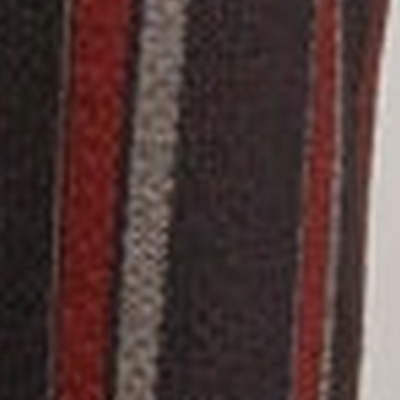 Swatch rayé chocolat/rouge (macro)